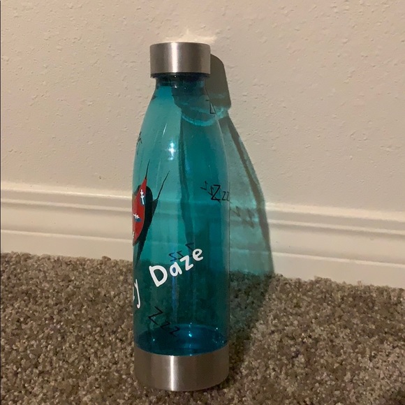 22oz SLOTH “LAZY DAZE” plastic blue water bottle - Picture 3 of 5